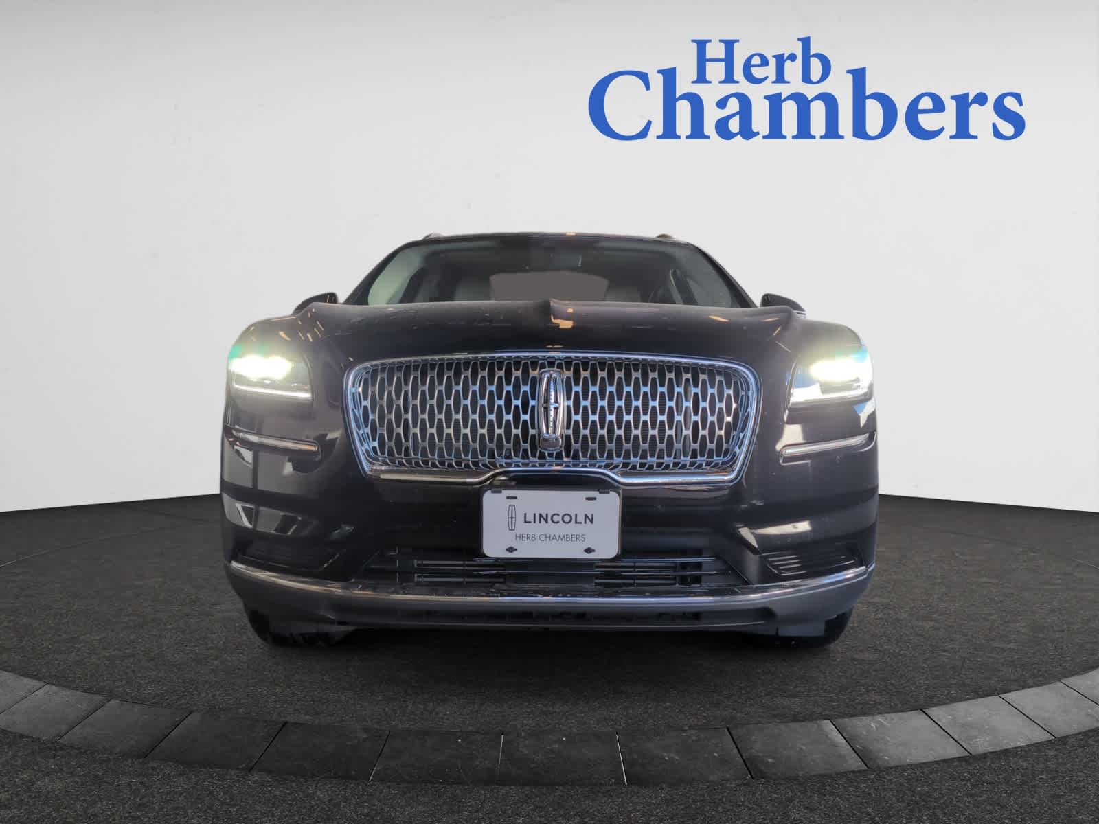 used 2022 Lincoln Nautilus car, priced at $31,998