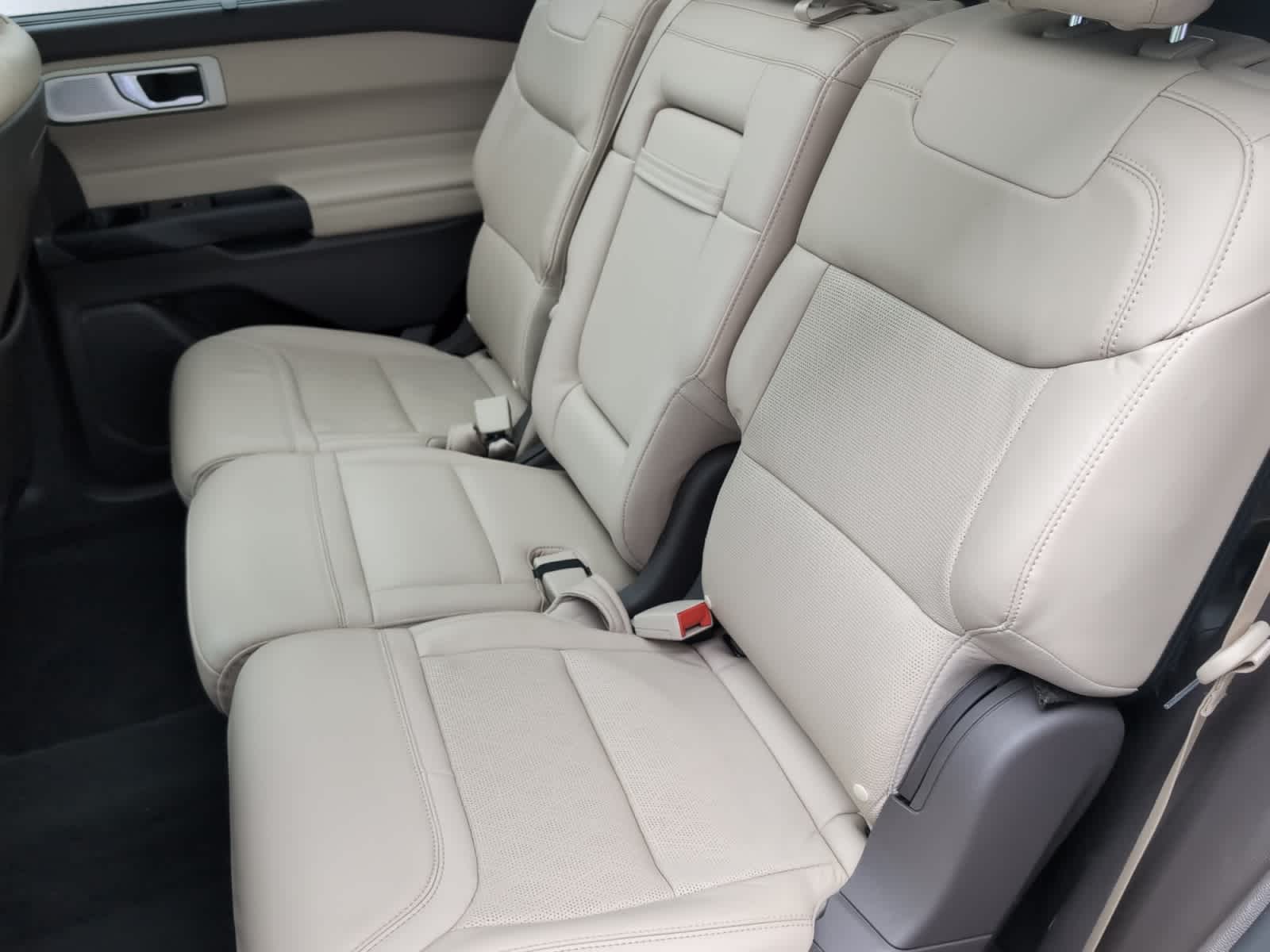 used 2020 Ford Explorer car, priced at $30,998