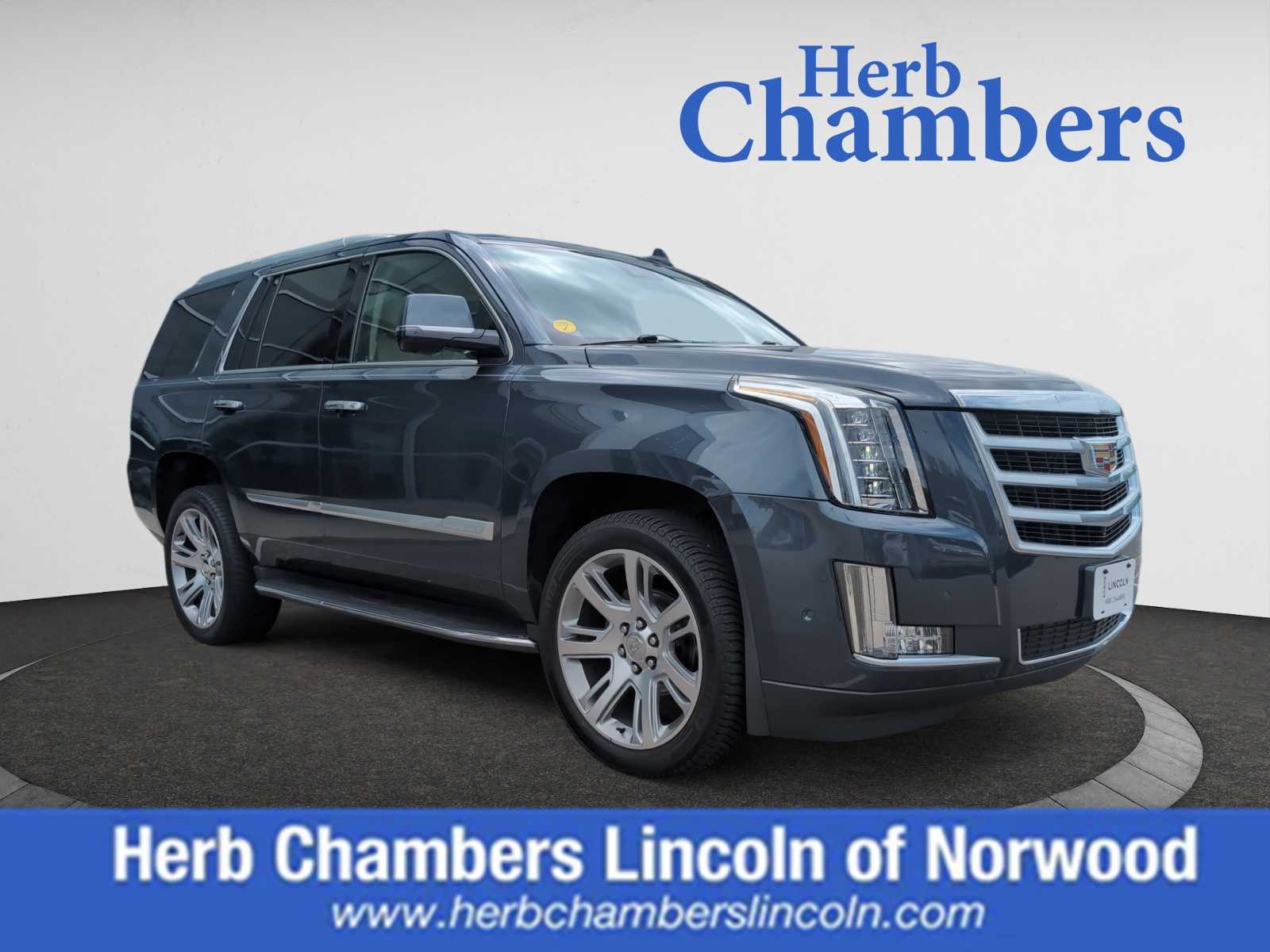 used 2020 Cadillac Escalade car, priced at $45,998