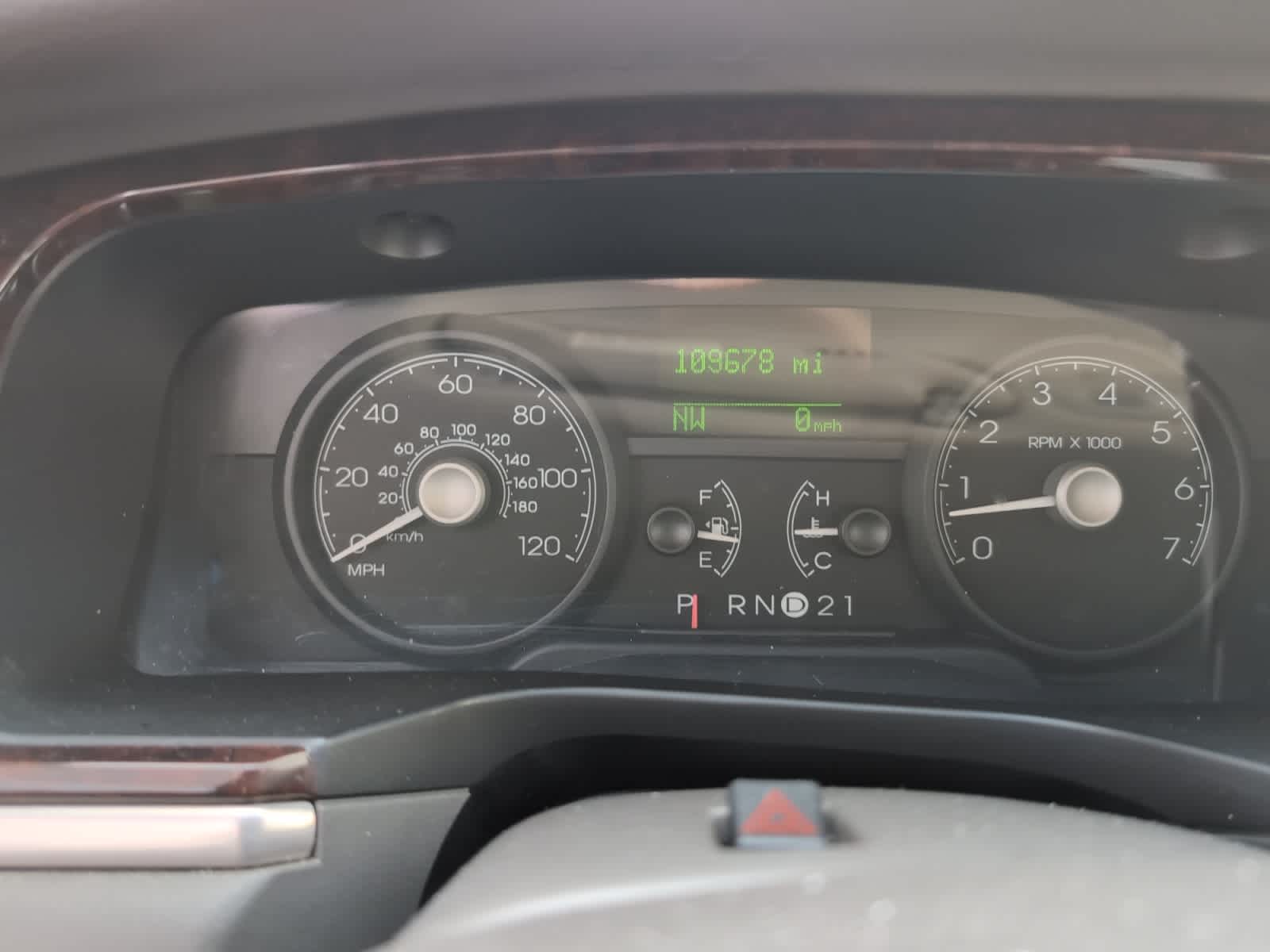 used 2010 Lincoln Town Car car, priced at $14,998