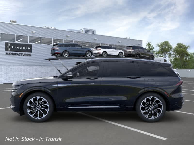 new 2024 Lincoln Nautilus car, priced at $68,200