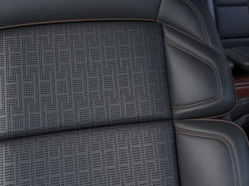 new 2025 Lincoln Navigator car, priced at $119,595