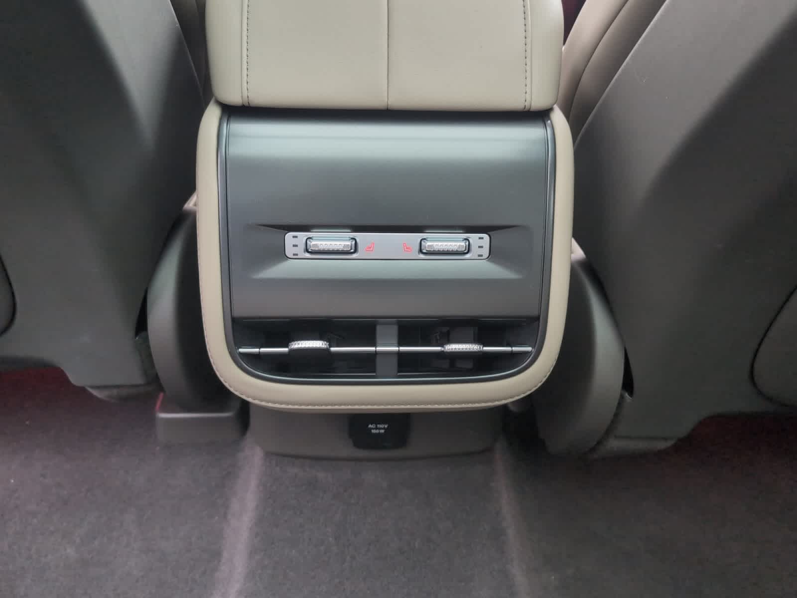 used 2025 Lincoln Nautilus car, priced at $61,998