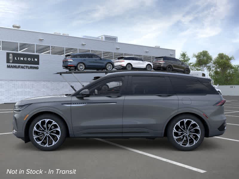 new 2025 Lincoln Nautilus car, priced at $65,920