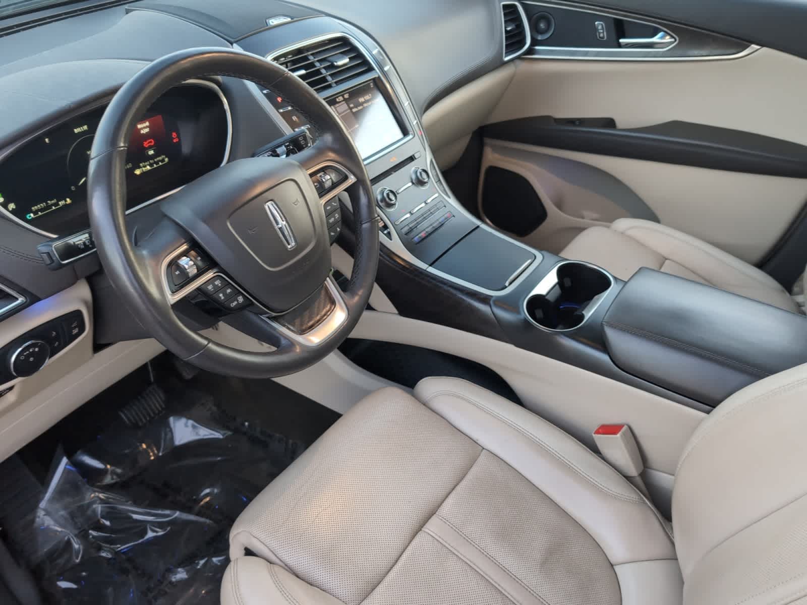 used 2019 Lincoln Nautilus car, priced at $25,998