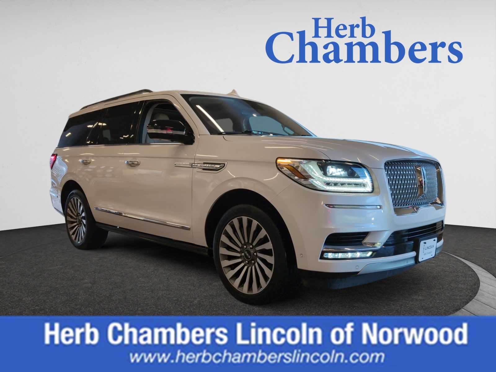 used 2019 Lincoln Navigator car, priced at $39,998