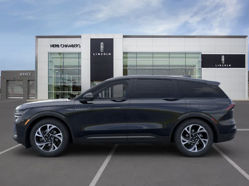 new 2025 Lincoln Nautilus car, priced at $63,915
