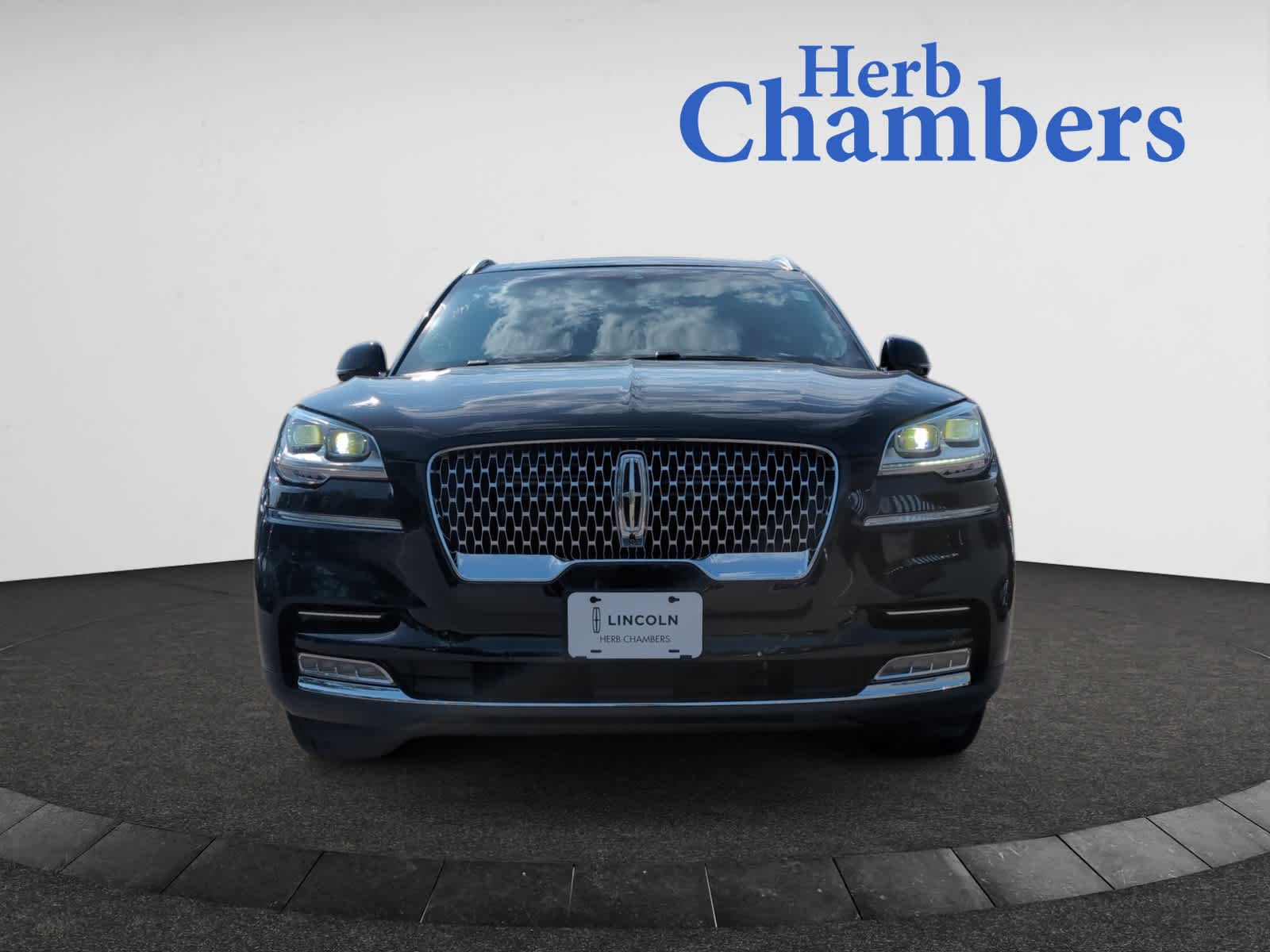 used 2022 Lincoln Aviator car, priced at $42,998