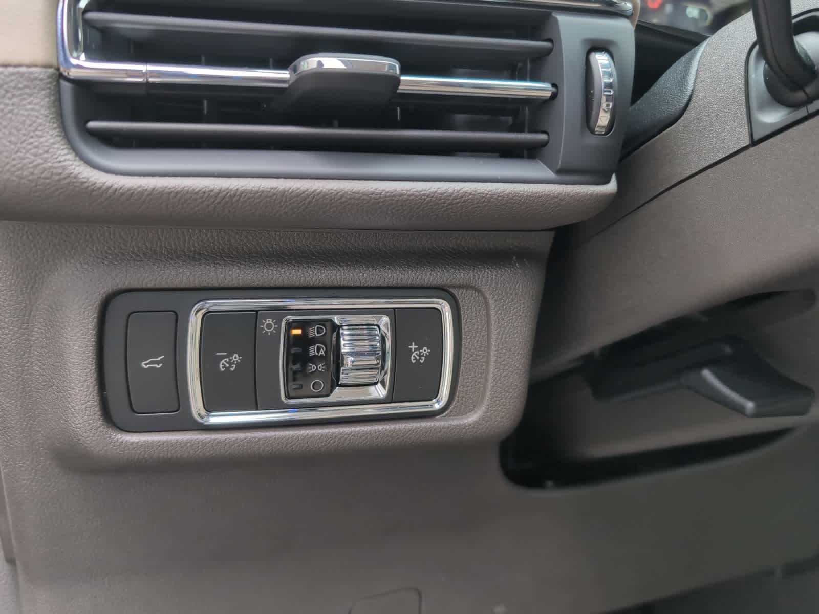 used 2022 Lincoln Corsair car, priced at $33,998