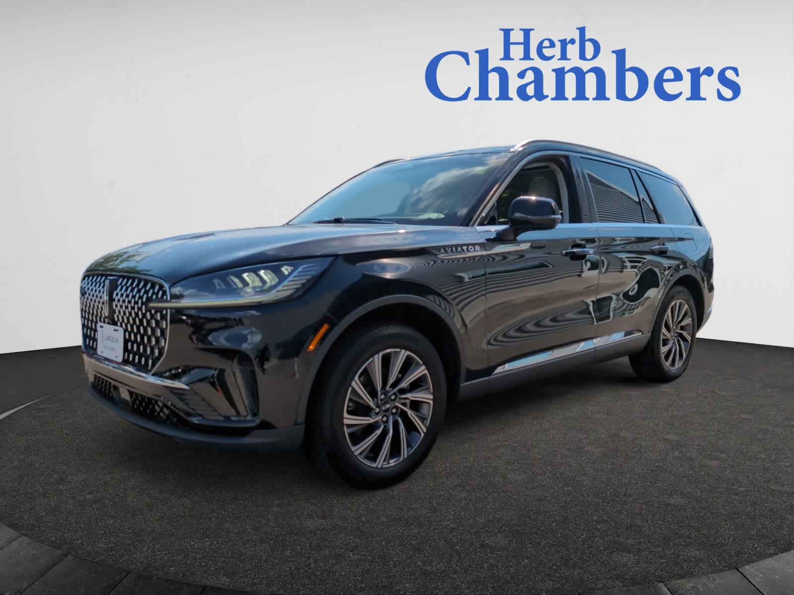 used 2025 Lincoln Aviator car, priced at $65,998