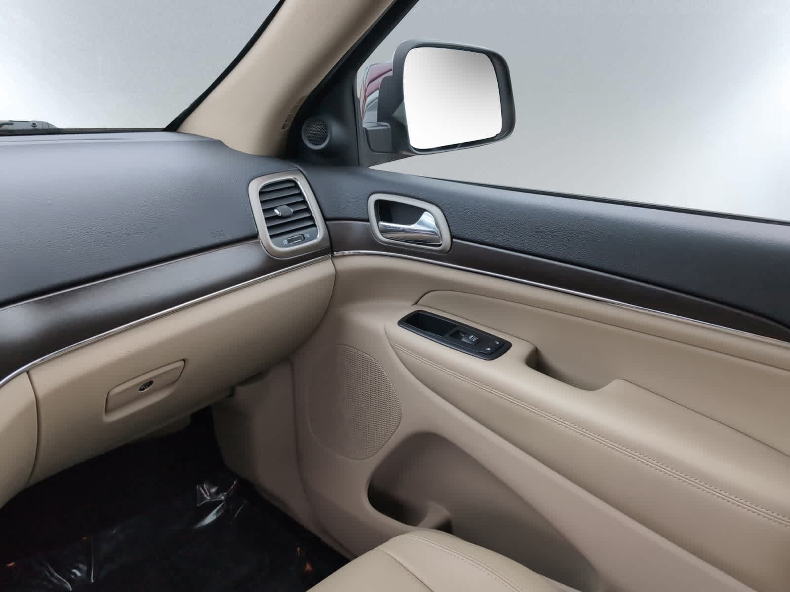 used 2017 Jeep Grand Cherokee car, priced at $19,998