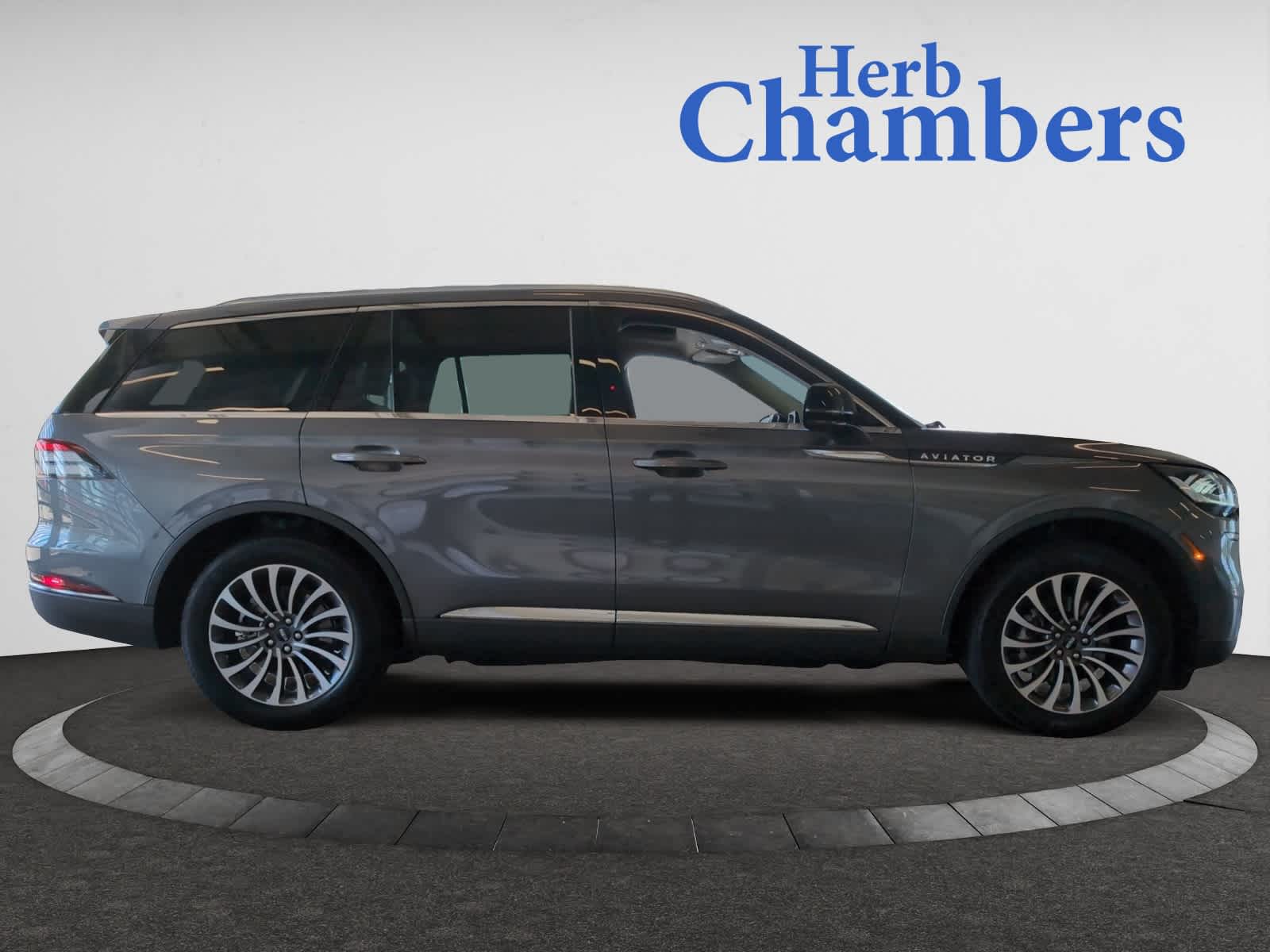 used 2024 Lincoln Aviator car, priced at $59,998