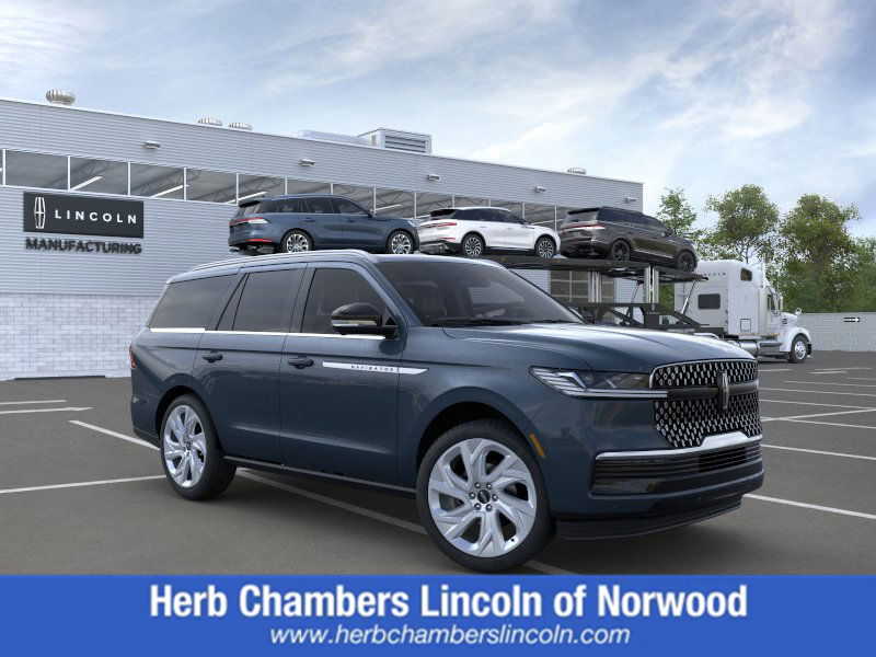 new 2025 Lincoln Navigator car, priced at $109,395