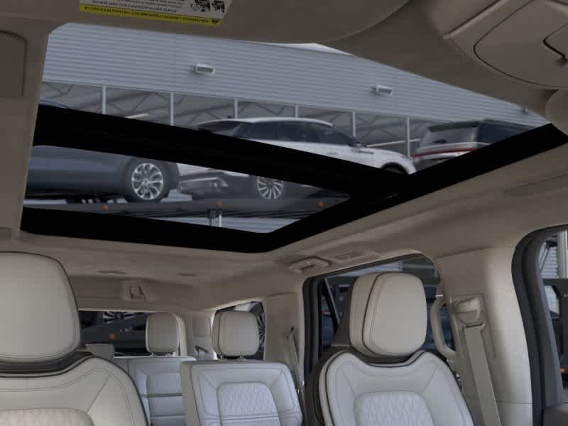 new 2024 Lincoln Navigator car, priced at $121,260