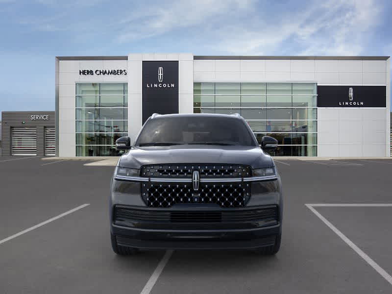 new 2025 Lincoln Navigator car, priced at $118,735