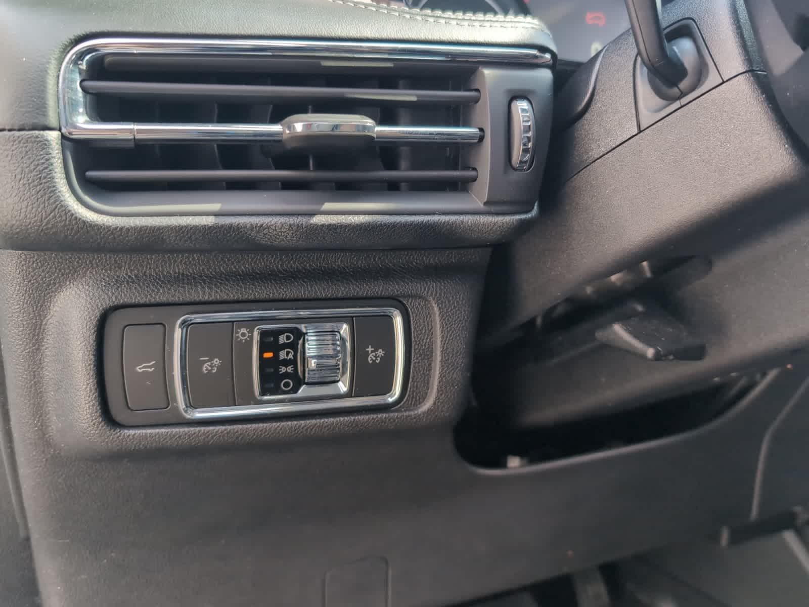 used 2022 Lincoln Corsair car, priced at $30,798
