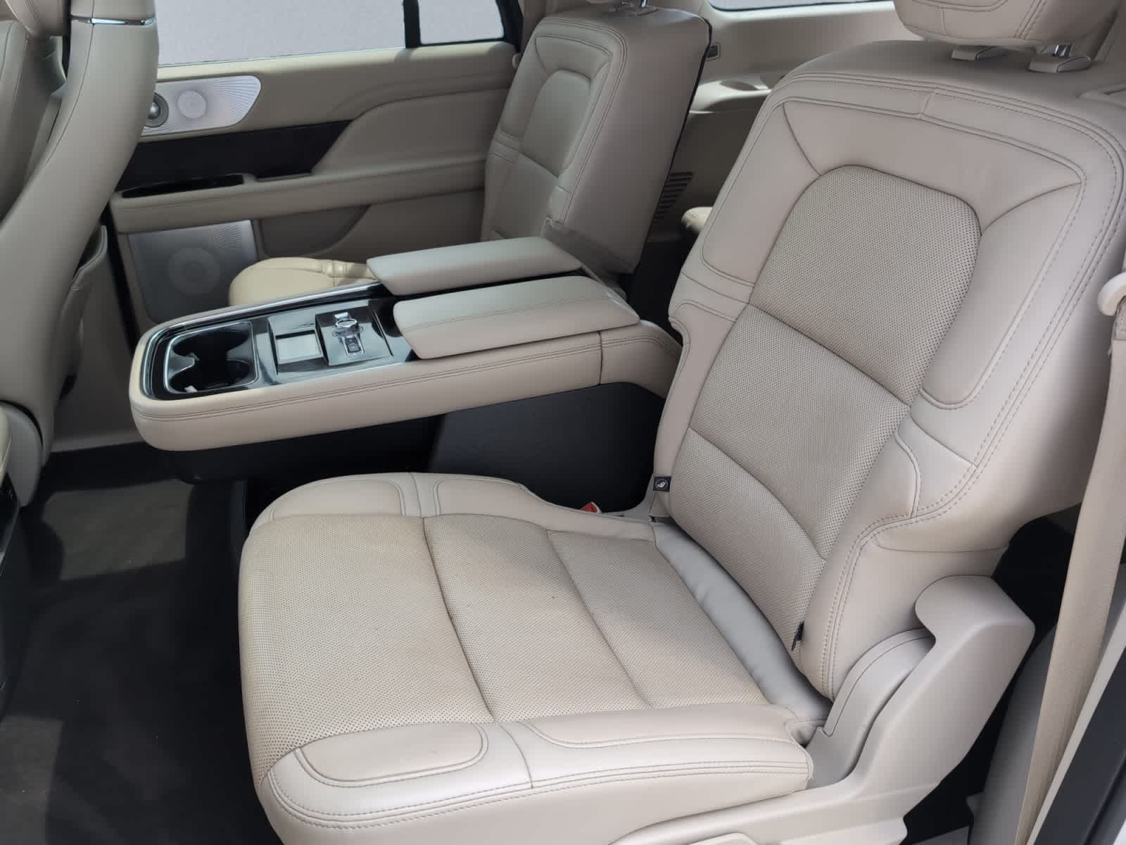 used 2020 Lincoln Navigator L car, priced at $41,998