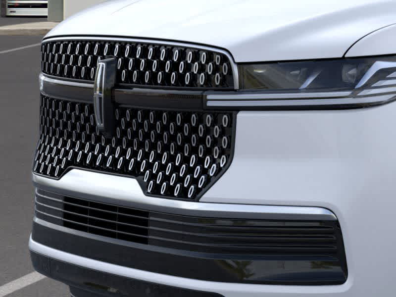 new 2025 Lincoln Navigator car, priced at $109,300