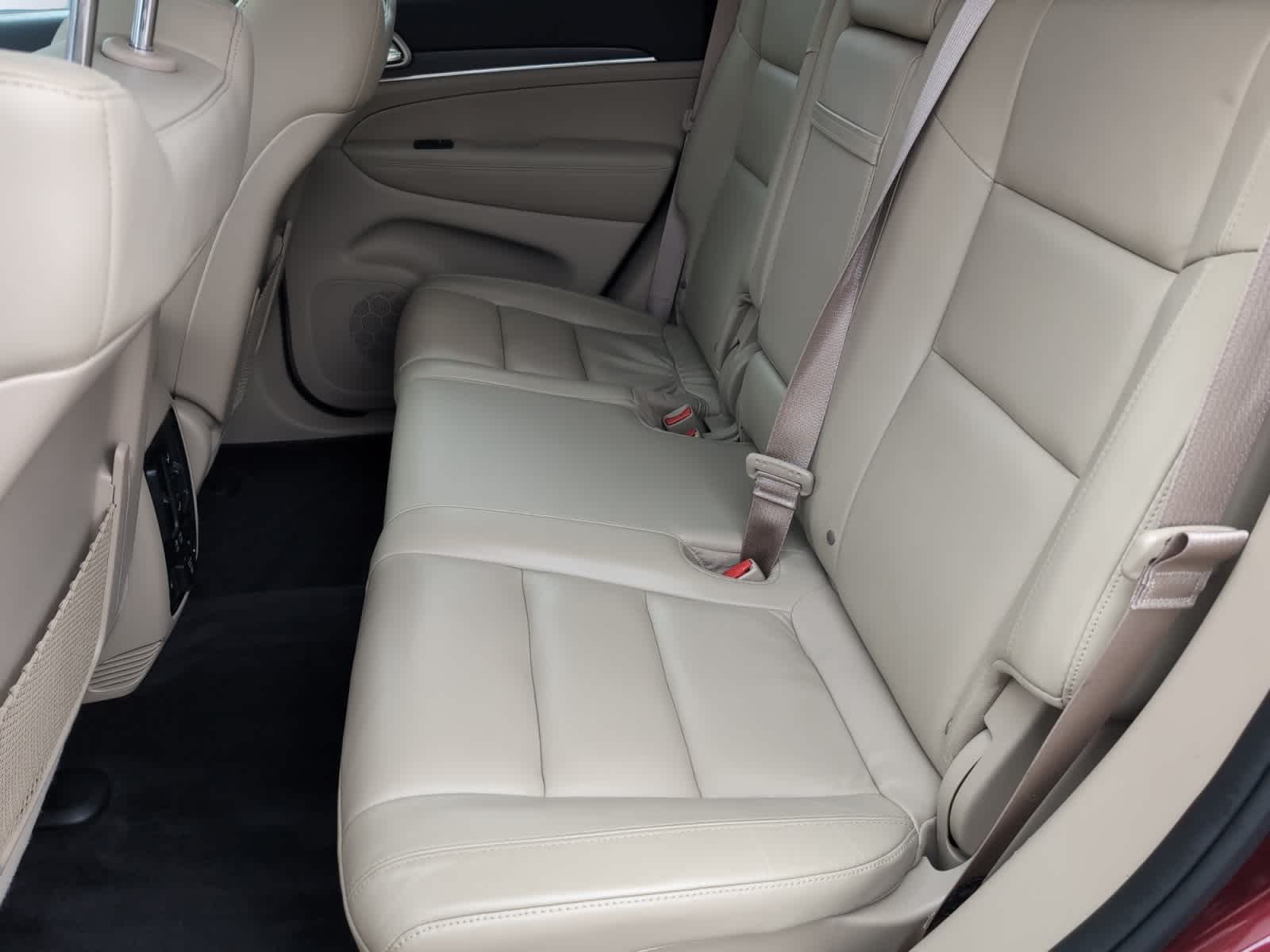 used 2017 Jeep Grand Cherokee car, priced at $19,998