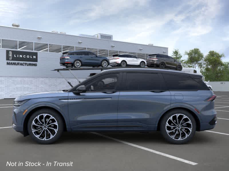 new 2025 Lincoln Nautilus car, priced at $63,850