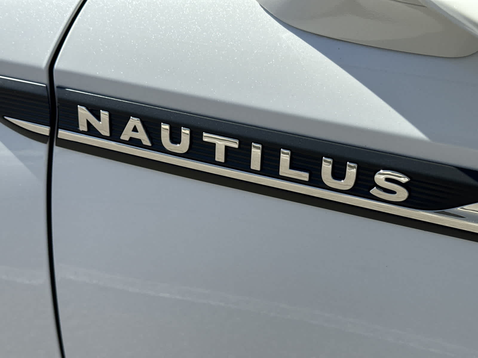 used 2020 Lincoln Nautilus car, priced at $31,998