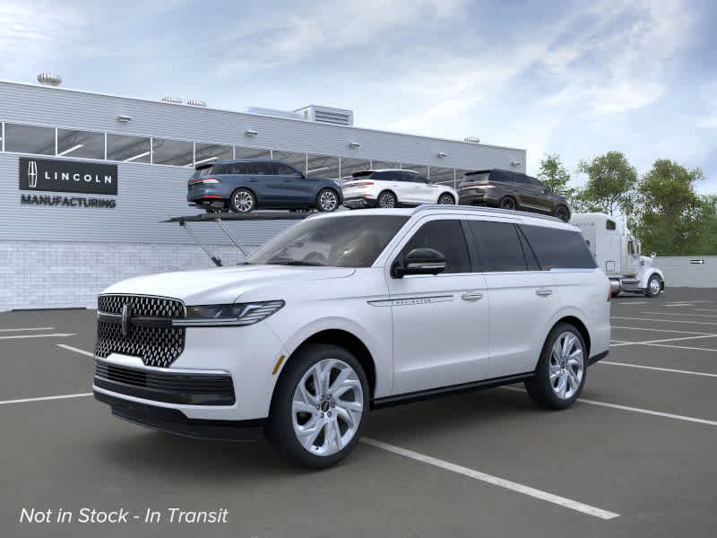 new 2025 Lincoln Navigator car, priced at $109,300