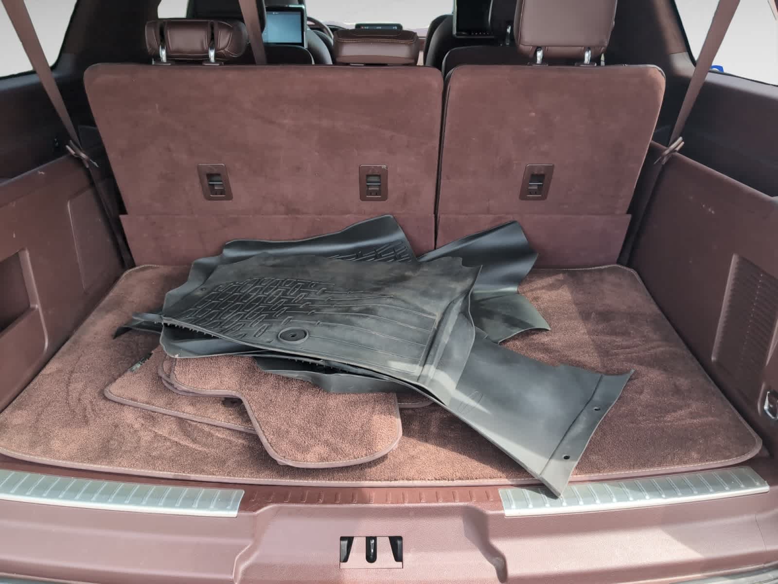 used 2018 Lincoln Navigator L car, priced at $29,998