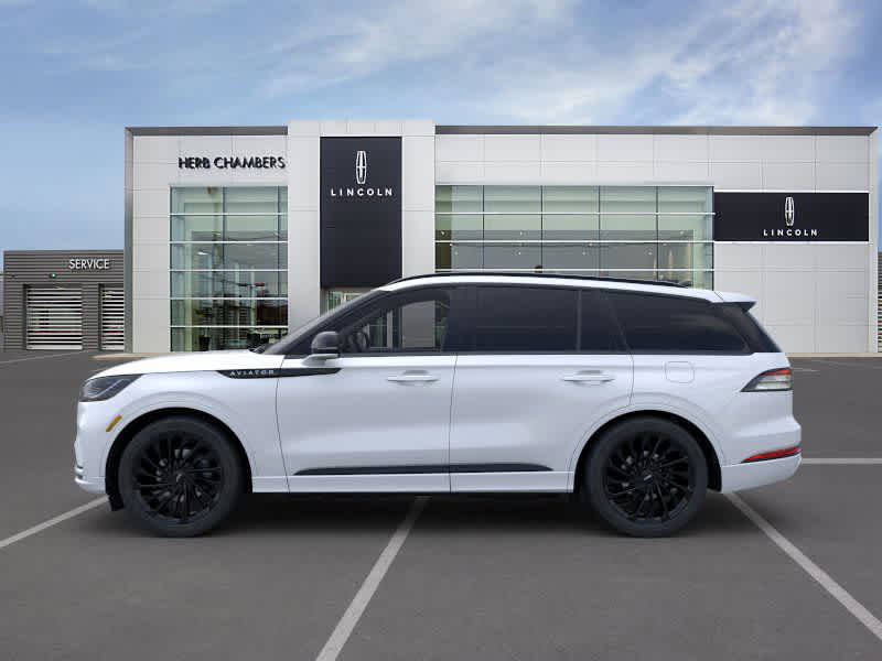 new 2025 Lincoln Aviator car, priced at $81,250