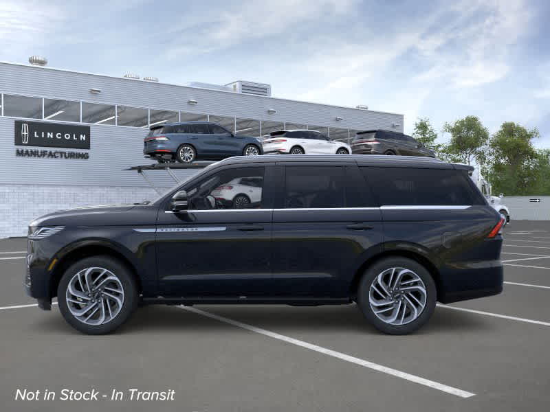 new 2025 Lincoln Navigator car, priced at $106,445