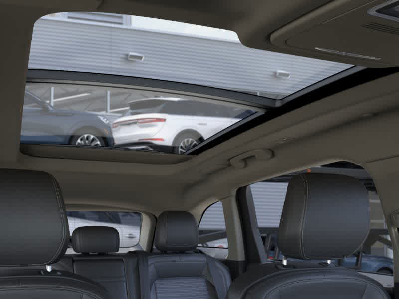 new 2025 Lincoln Nautilus car, priced at $67,670