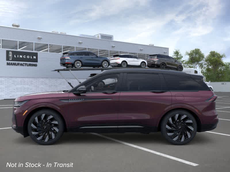 new 2025 Lincoln Nautilus car, priced at $69,420