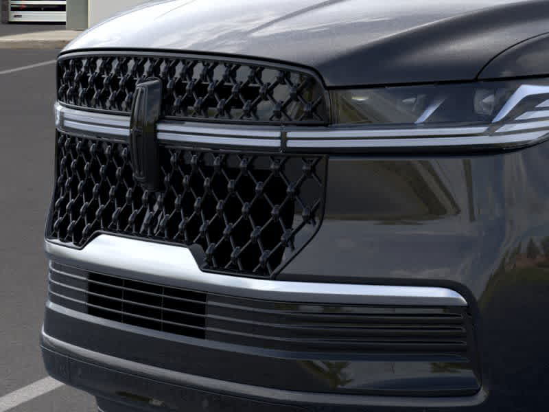 new 2025 Lincoln Navigator car, priced at $108,555