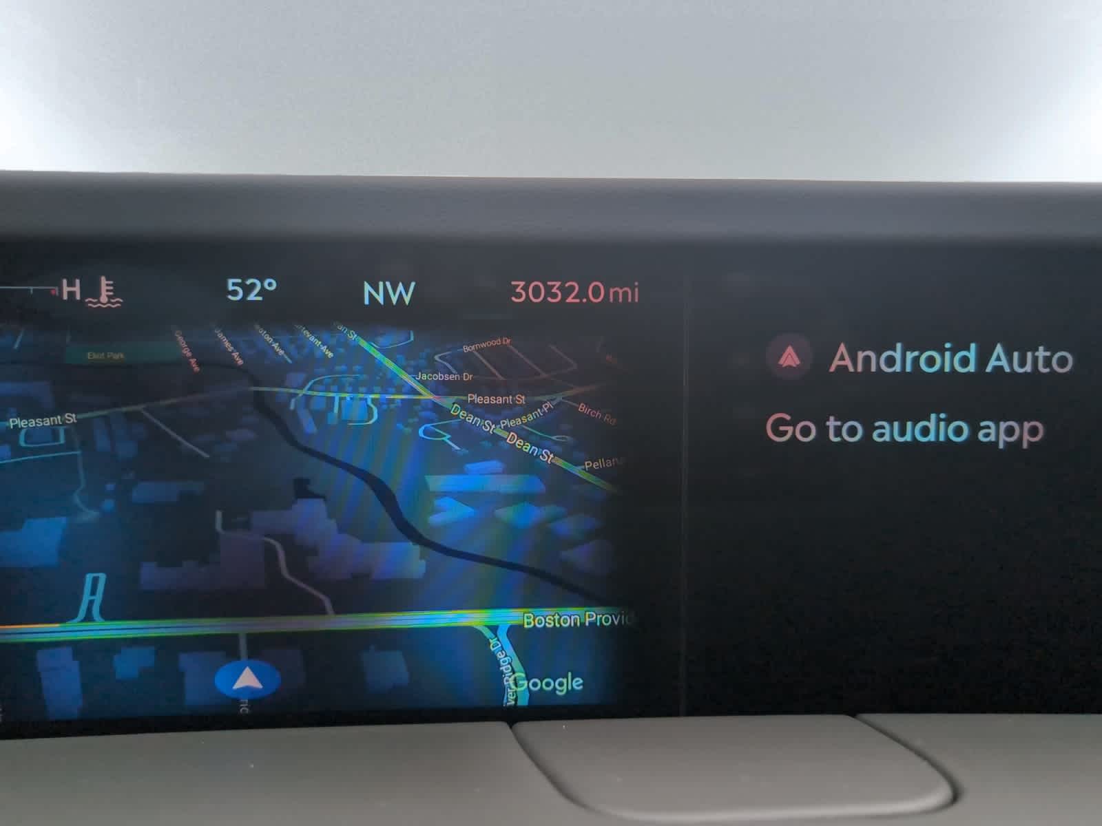 used 2025 Lincoln Nautilus car, priced at $61,998