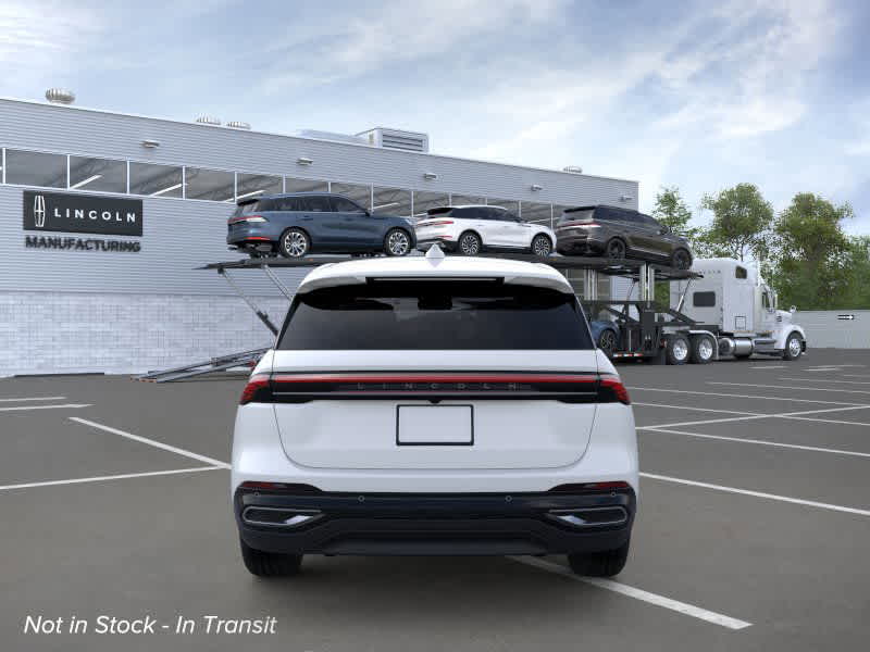 new 2025 Lincoln Nautilus car, priced at $65,215