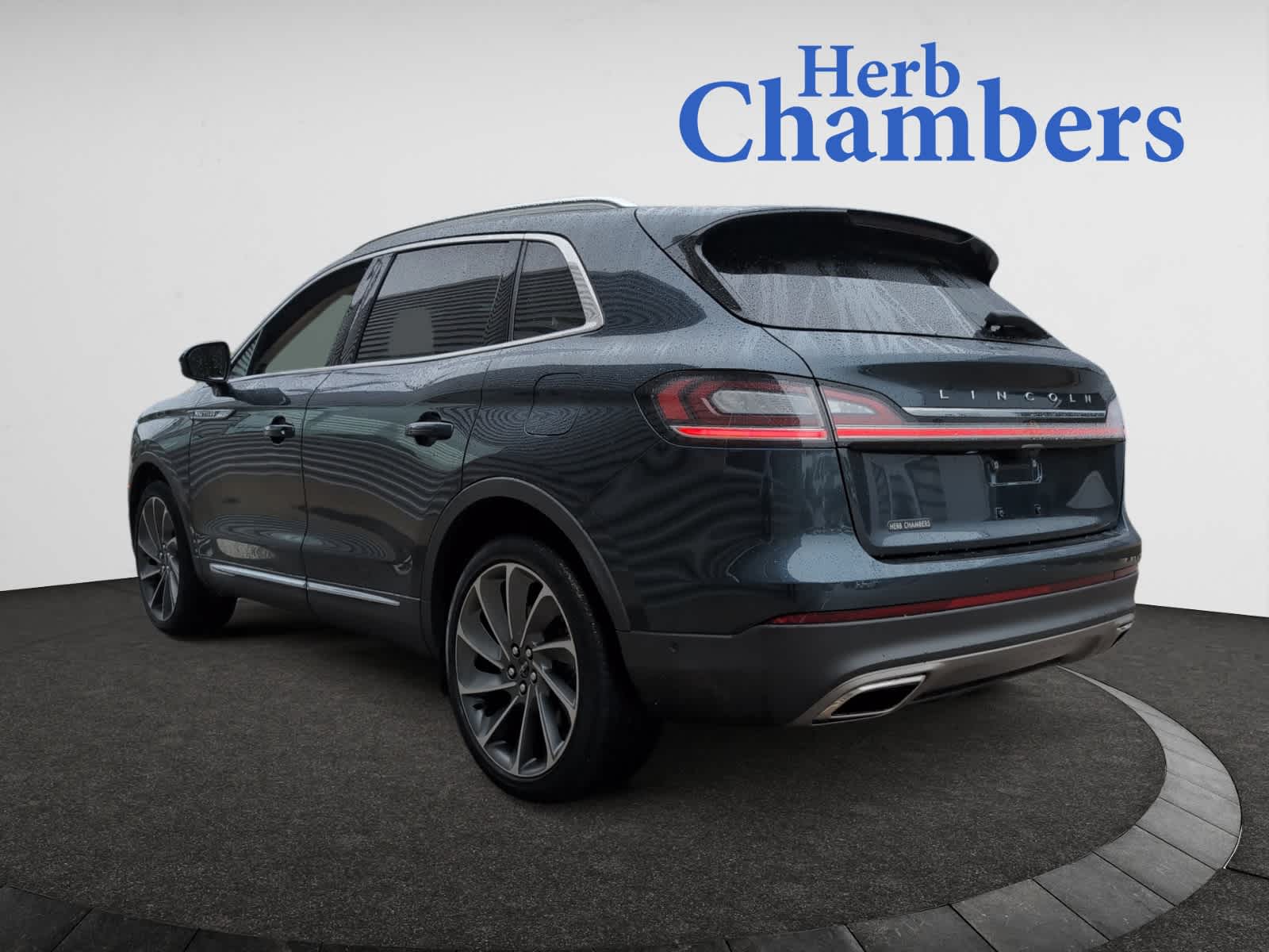 used 2023 Lincoln Nautilus car, priced at $42,998