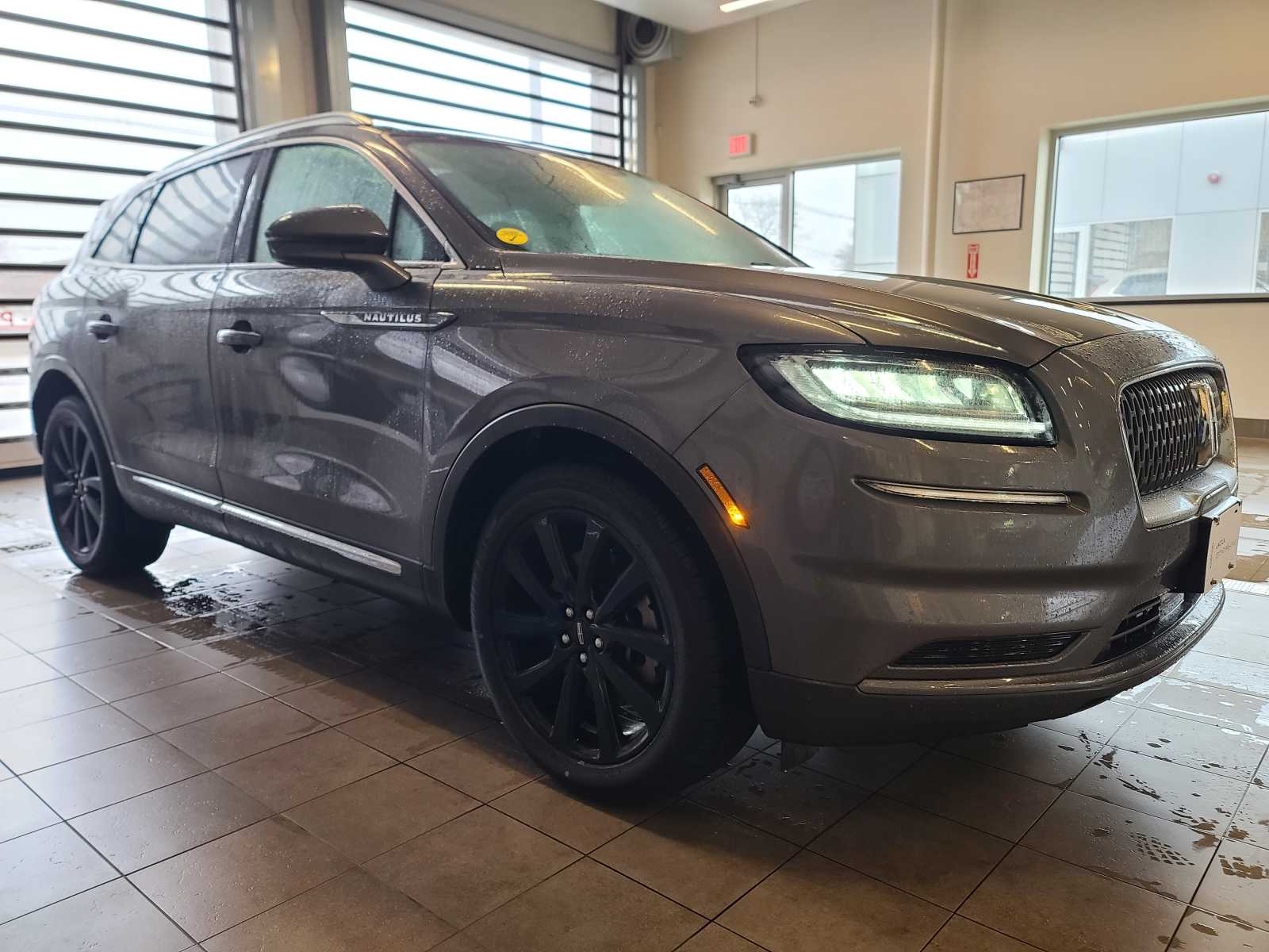 used 2021 Lincoln Nautilus car, priced at $37,998