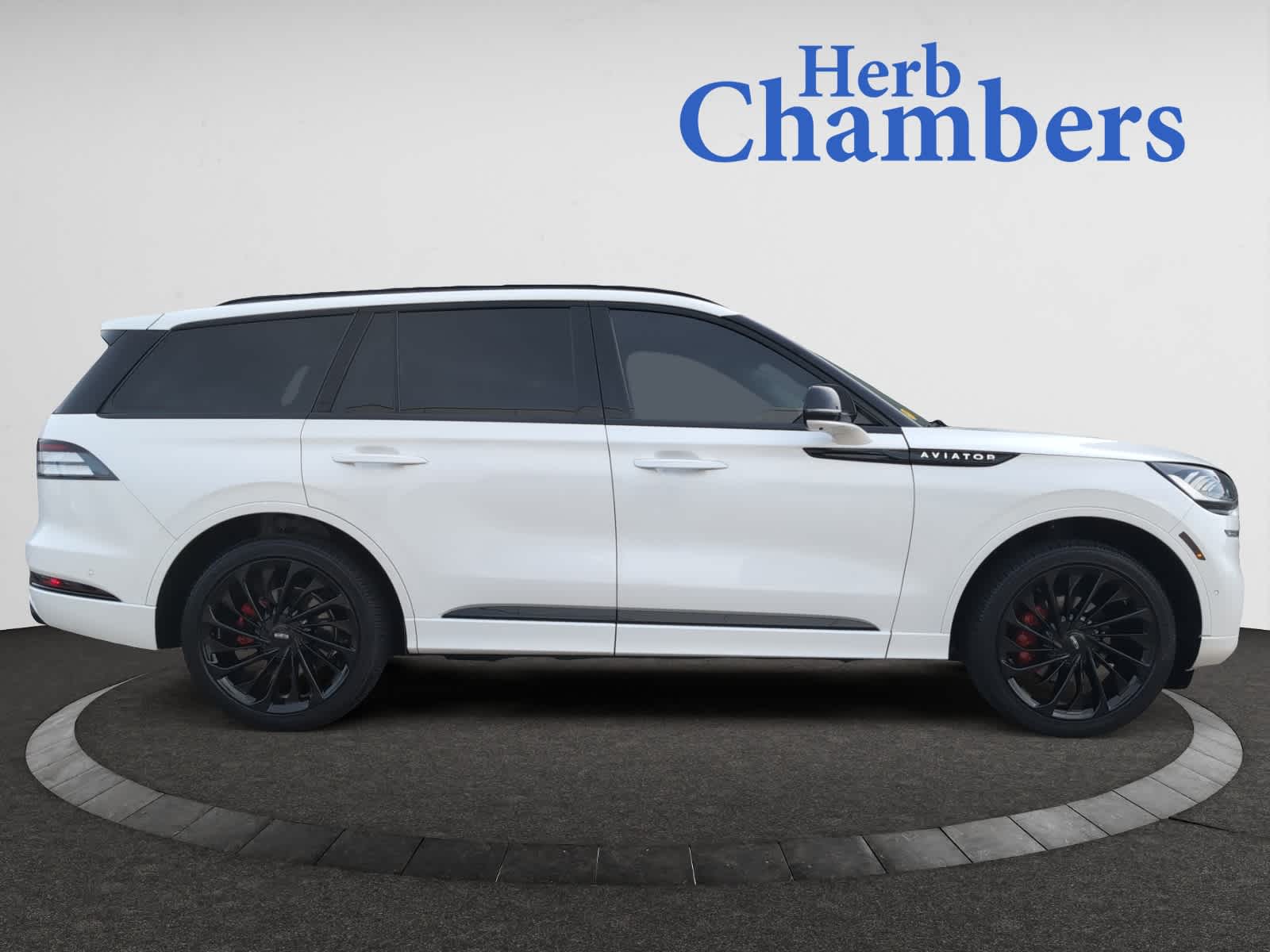 used 2024 Lincoln Aviator car, priced at $65,998