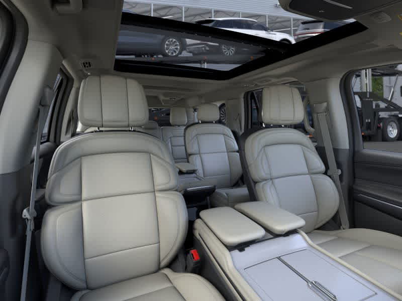 new 2025 Lincoln Navigator L car, priced at $112,230