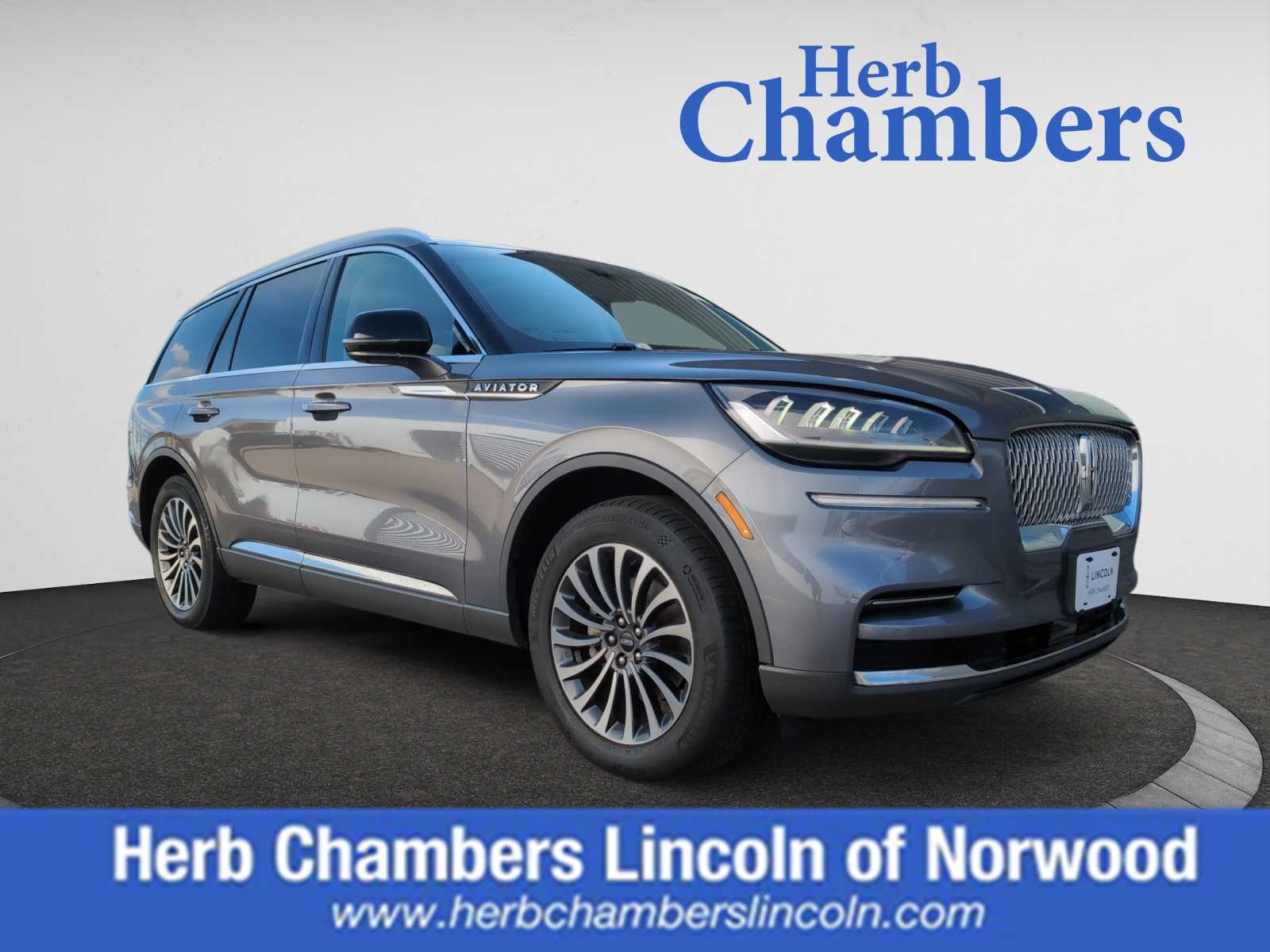 used 2022 Lincoln Aviator car, priced at $45,998