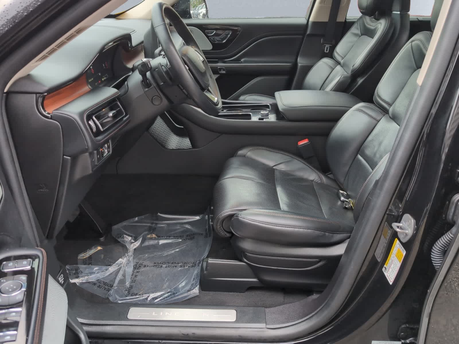 used 2023 Lincoln Aviator car, priced at $53,898