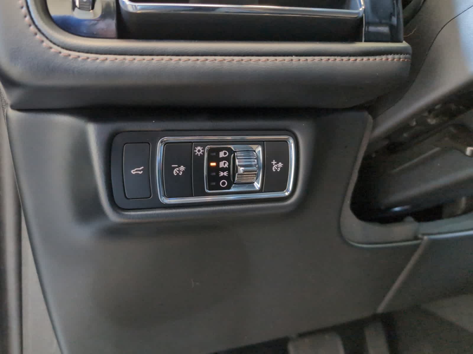 used 2023 Lincoln Aviator car, priced at $49,998