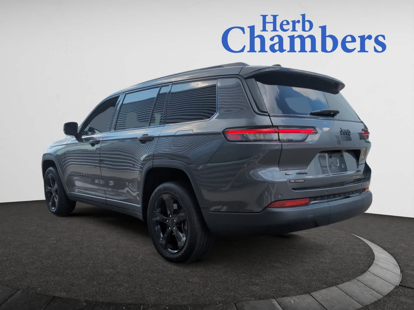 used 2021 Jeep Grand Cherokee L car, priced at $28,998