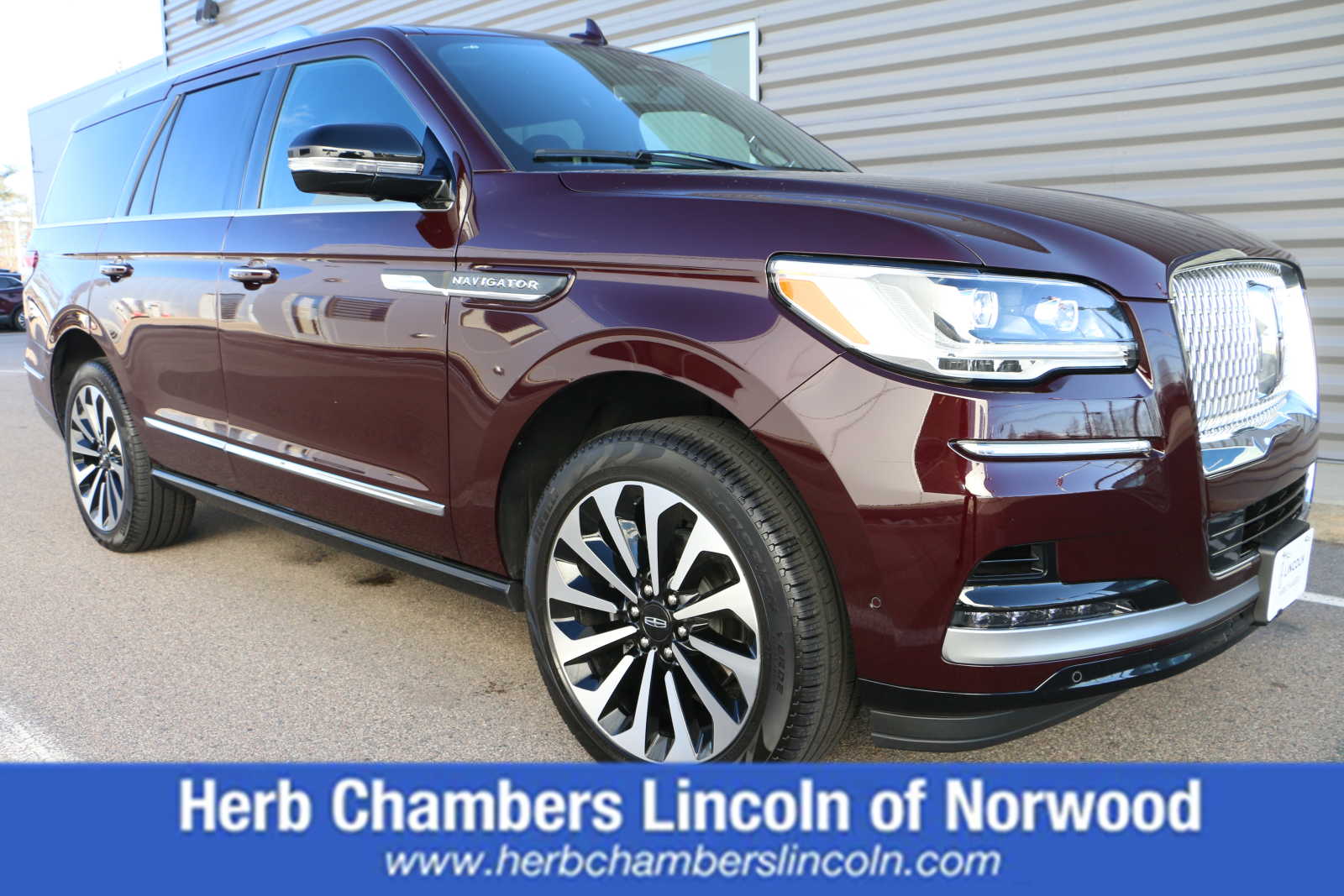 used 2023 Lincoln Navigator car, priced at $93,998