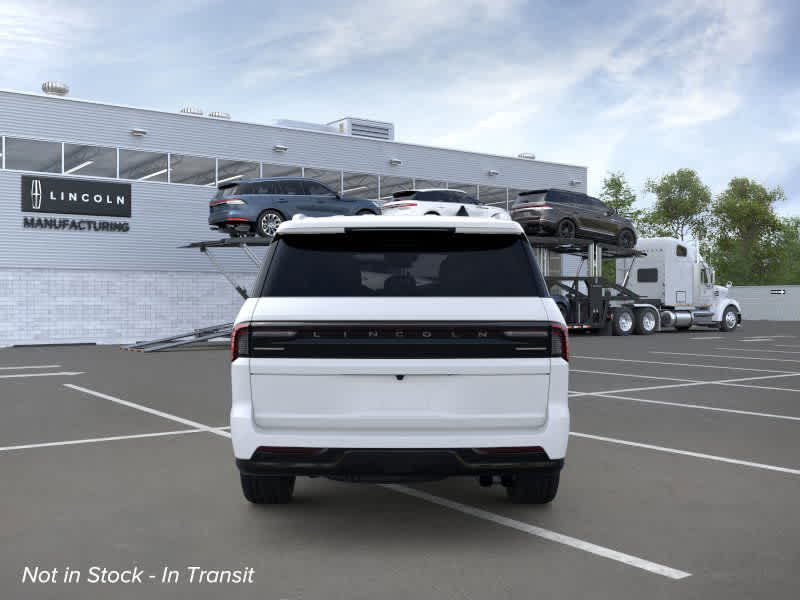 new 2025 Lincoln Navigator car, priced at $103,185