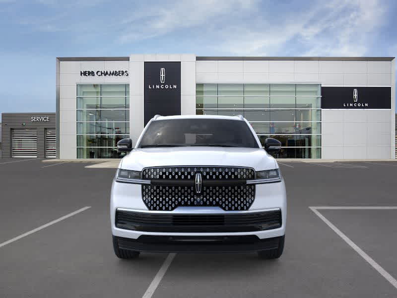 new 2025 Lincoln Navigator car, priced at $109,300