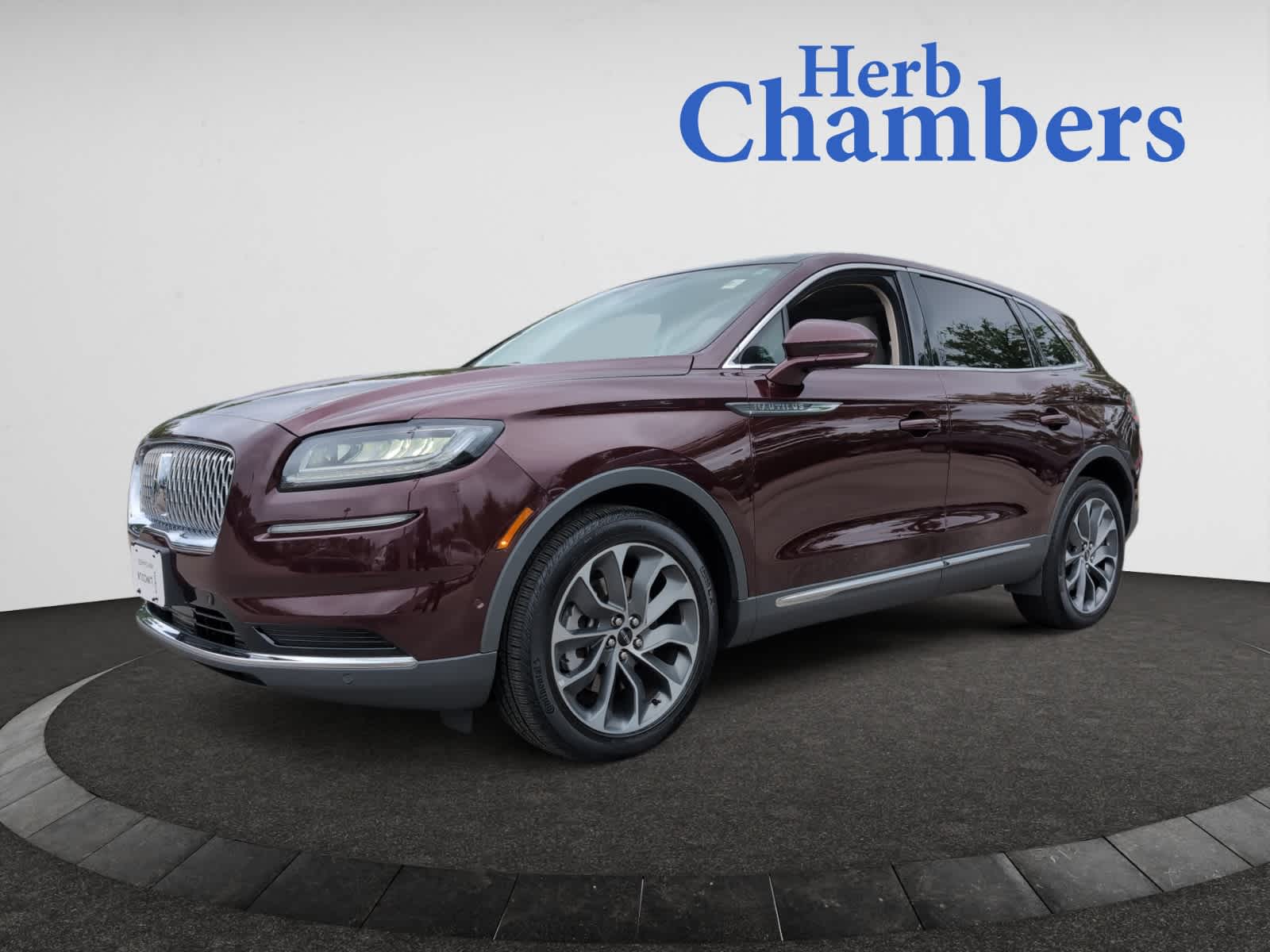 used 2022 Lincoln Nautilus car, priced at $35,998