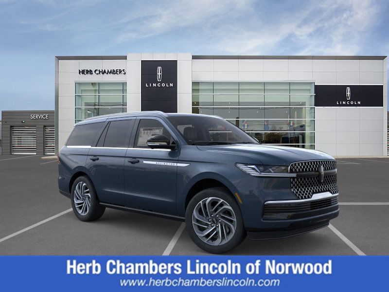 new 2025 Lincoln Navigator car, priced at $106,685