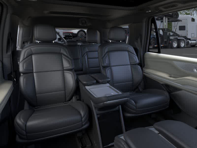 new 2025 Lincoln Navigator car, priced at $108,555