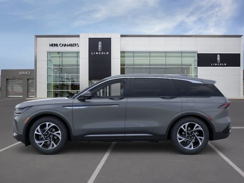 new 2025 Lincoln Nautilus car, priced at $65,215