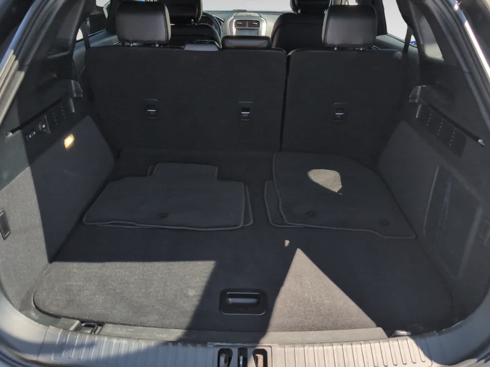 used 2020 Lincoln Nautilus car, priced at $30,998